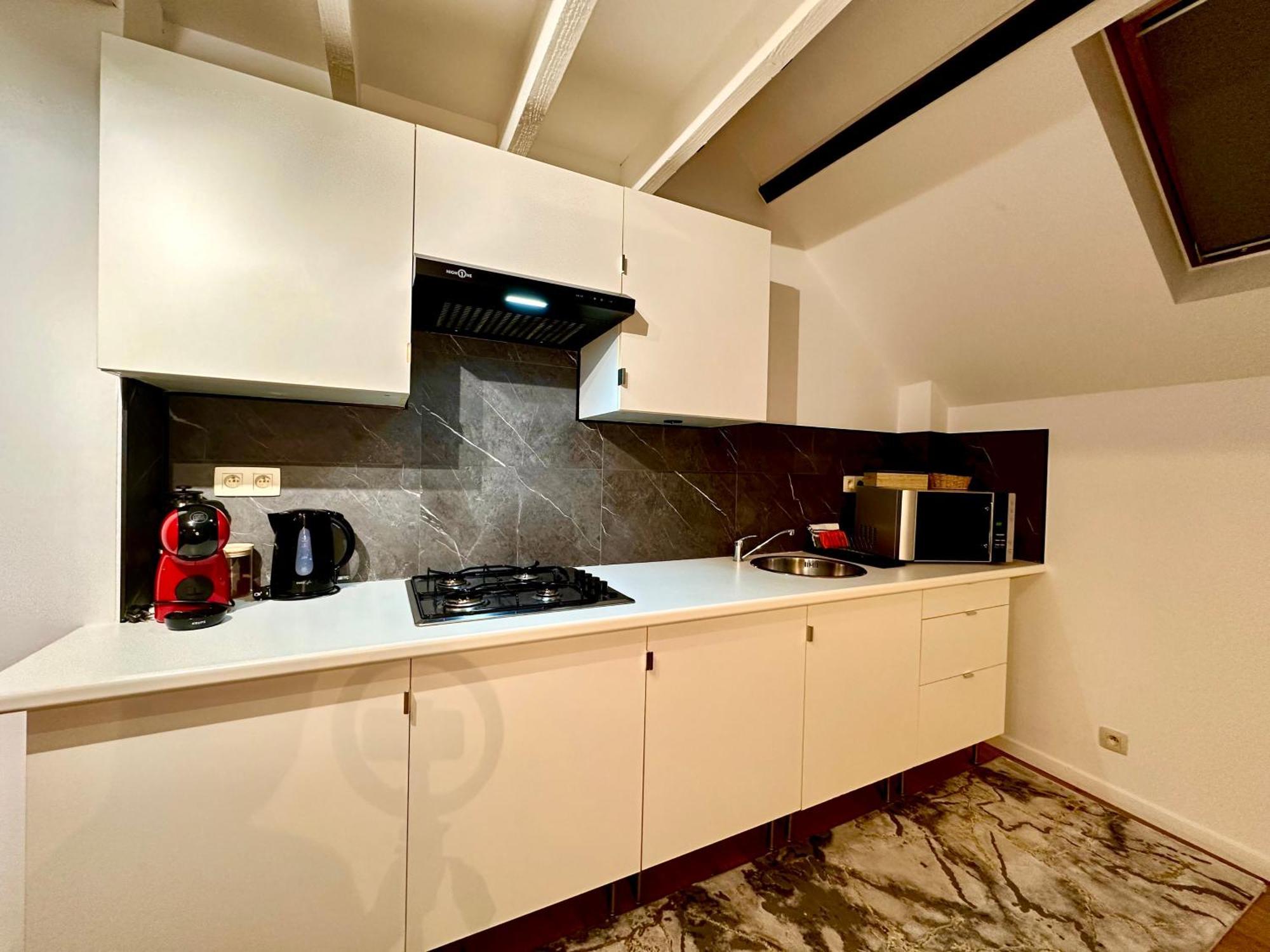 Luxury Suites Centrum By Rikas Hotels แอนต์เวิร์ป ภายนอก รูปภาพ
